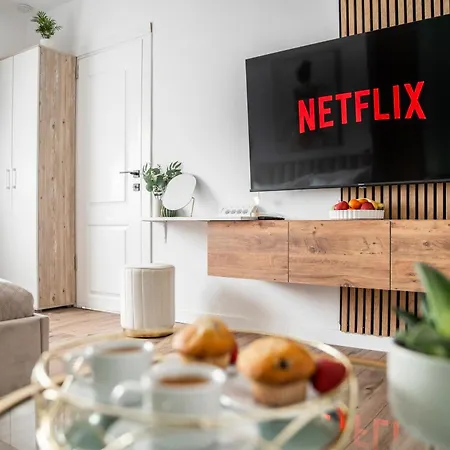 Apartamento The Wooden Line Near Piata Victoriei Netflix And Workspace Bucarest