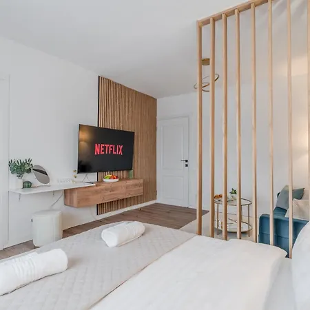 Διαμέρισμα The Wooden Line Near Piata Victoriei Netflix And Workspace *