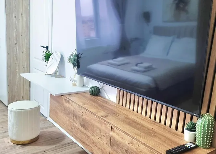 Apartamento The Wooden Line Near Piata Victoriei Netflix And Workspace *