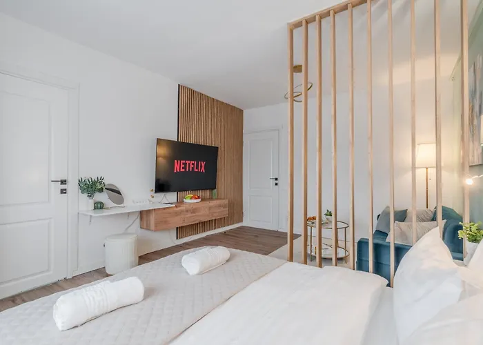 Διαμέρισμα The Wooden Line Near Piata Victoriei Netflix And Workspace *