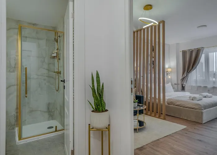 The Wooden Line Near Piata Victoriei Netflix And Workspace Διαμέρισμα