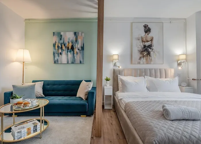 The Wooden Line Near Piata Victoriei Netflix And Workspace Apartamento Bucarest