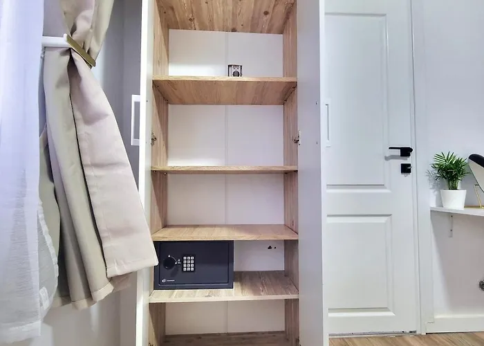 The Wooden Line Near Piata Victoriei Netflix And Workspace Bukarest